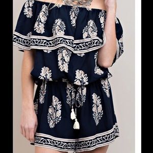 ❗️ARRIVED❗️Leaf print Romper